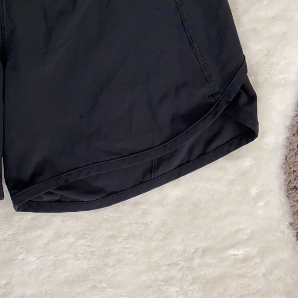 Girls black ivivva speed shorts - Picture 3 of 7